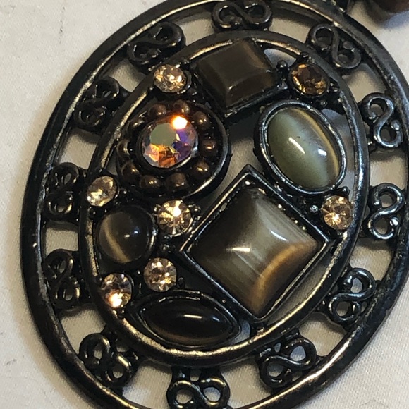 Beautiful Vintage Necklace with Clip on Earrings faux jewelled nickel tone - Picture 7 of 16